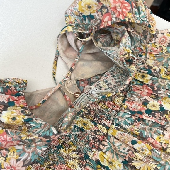 Heartloom Sz M Kendra Mini Dress Floral Babydoll Smocked Back Tiered - Picture 10 of 11